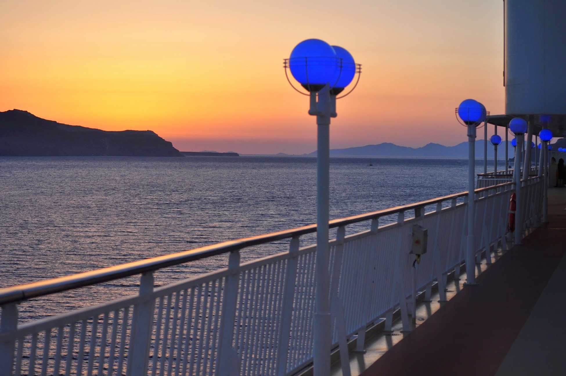 Santorini+After+Sunset+from+the+Jade.jpg