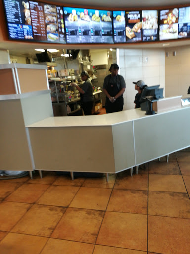 Mexican Restaurant «Taco Bell», reviews and photos, 325 Rockaway Turnpike, Lawrence, NY 11559, USA