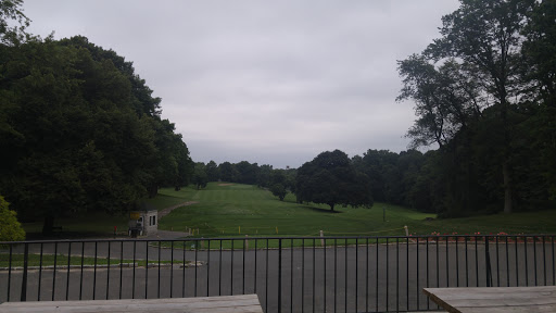 Golf Course «Forest Park Golf Course», reviews and photos, 101 Forest Park Dr, Woodhaven, NY 11421, USA