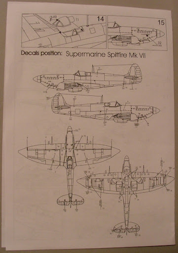 [AZmodel] Supermarine Spitfire Mk VII  DSCF5648