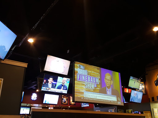 Chicken Wings Restaurant «Buffalo Wild Wings», reviews and photos, 6215 US-30, Greensburg, PA 15601, USA