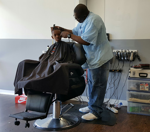 Barber Shop «5 Star Cuts», reviews and photos, 2125 Starmount Pkwy #120, Chesapeake, VA 23321, USA