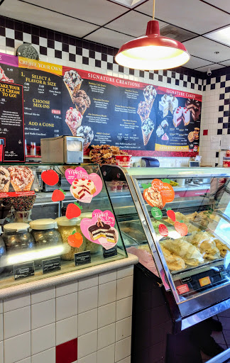 Ice Cream Shop «Cold Stone Creamery», reviews and photos, 19500 Plummer St #5, Northridge, CA 91324, USA