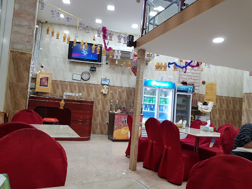 Aden Restaurant For Mandi, Madhbi & Madghoot, الخور شارع بني ياس - Dubai - United Arab Emirates, Restaurant, state Dubai