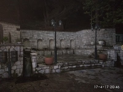 Photos of &Psi;&eta;&sigma;&tau;&alpha;&rho;&iota;ά &Tau;&omicron; &Pi;&eta;&gamma;ά&delta;&iota;