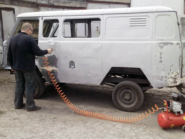 сколько краски нужно на уаз буханку