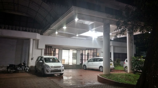 Mathrubhumi, K Kelappan Memorial Building, Ramankulangara, Kollam, Kavanad, Kerala 691003, India, Publisher, state KL
