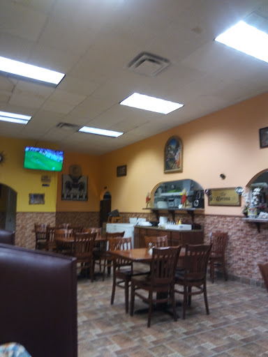Mexican Restaurant «Caporales Mexican Food Llc», reviews and photos, 1260 Merriam Ln, Kansas City, KS 66103, USA