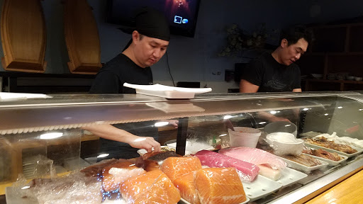 Sushi Restaurant «Four Seasons Sushi Bar and Grill», reviews and photos, 1652 N Higley Rd, Gilbert, AZ 85234, USA
