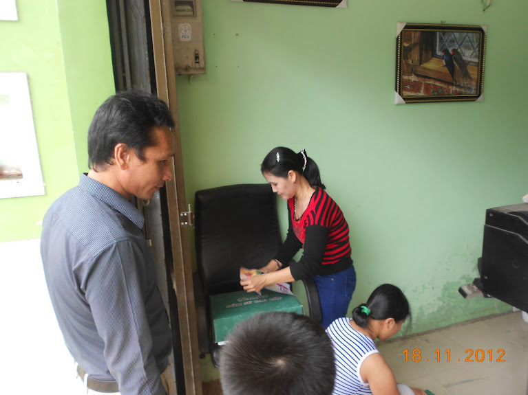 Hoạt động của 87TưNghĩa nhân ngày Nhà giáo Việt Nam 20/11/2012  DSCN3543