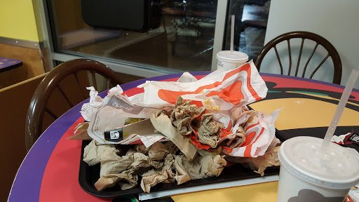 Mexican Restaurant «Taco Bell», reviews and photos, 3200 S Broad St, Trenton, NJ 08610, USA