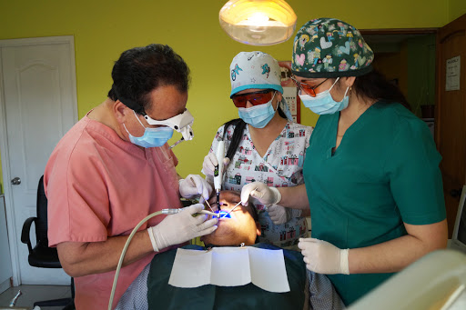 Clinica Dental Cabrero Dr.Gaston Reyes Pilser, Esmeralda 540, Cabrero, Región del Bío Bío, Chile, Dentista | Bíobío