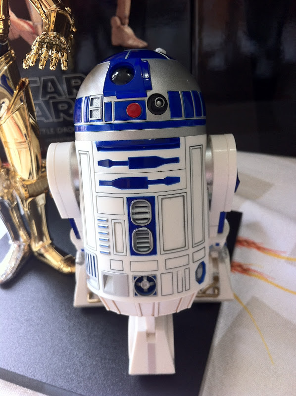 [Kotobukiya] Star Wars ARTFX+ C-3PO & R2-D2 Two Pack - Página 2 IMG_1205
