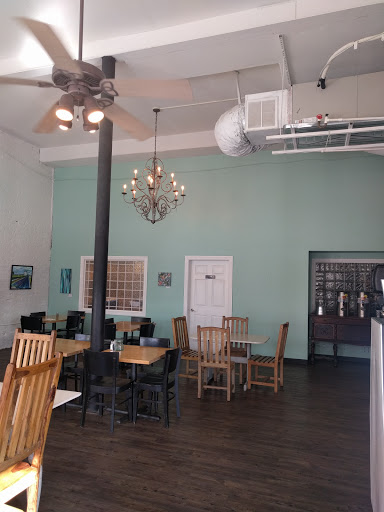Restaurant «The Flour Girls Cafe and Bakery», reviews and photos, 102 N Water St, Elizabeth City, NC 27909, USA