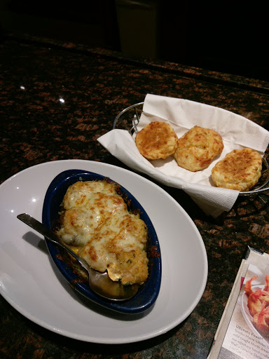 Seafood Restaurant «Red Lobster», reviews and photos, 801 Sunrise Hwy, Copiague, NY 11726, USA
