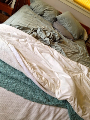 Is Making the Bed Important? OrganizingMadeFun.com