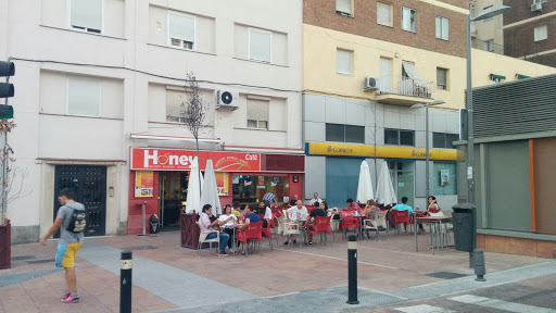 Cafeteria Honey