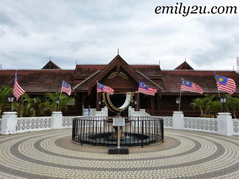 Pasir Salak Historical Complex