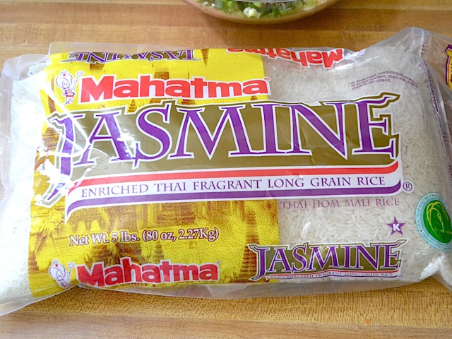 jasmine rice in package 
