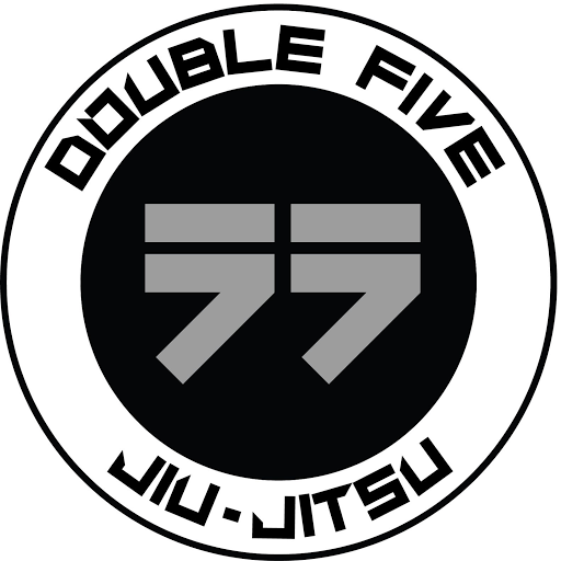 Double Five Glendale logo