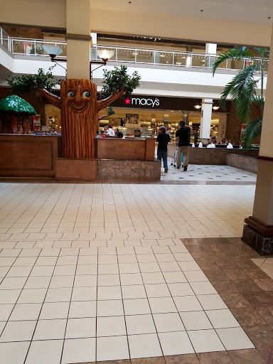 Shopping Mall «Harrisburg Mall», reviews and photos, 3501 Paxton St, Harrisburg, PA 17111, USA