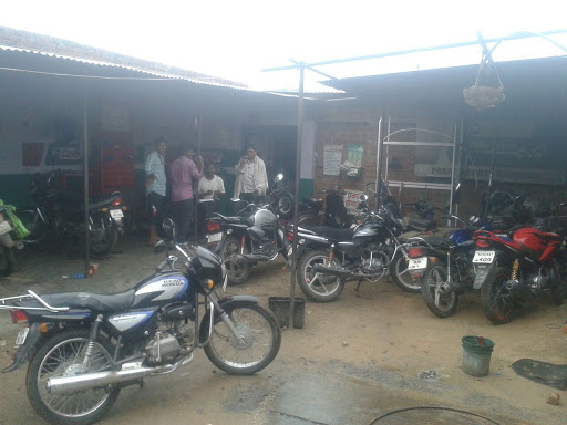 PRAJPAT AUTO REPERING, Castrol Bikepoint, Bus Stand Rajawas, Sikar Raod, Chomu, Jaipur, Rajasthan 303704, India, Scooter_Repair_Shop, state RJ