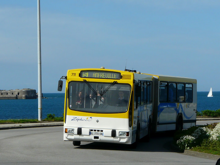 (Topic unique) Photos actuelles des bus du réseau Zéphir Bus P1210857