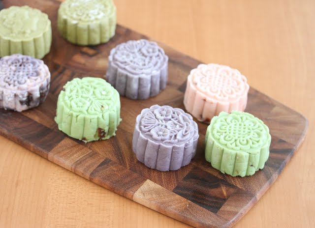 photo of Snowskin Mooncakes on a board