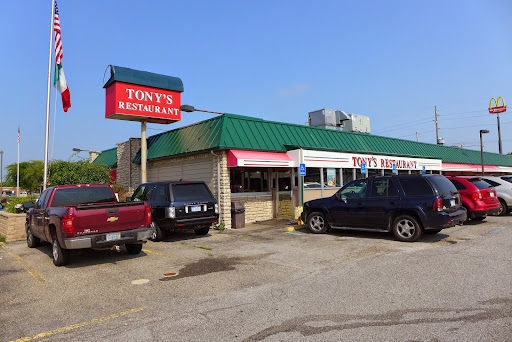 American Restaurant «Tonys I75 Restaurant», reviews and photos, 8781 Main St, Birch Run, MI 48415, USA