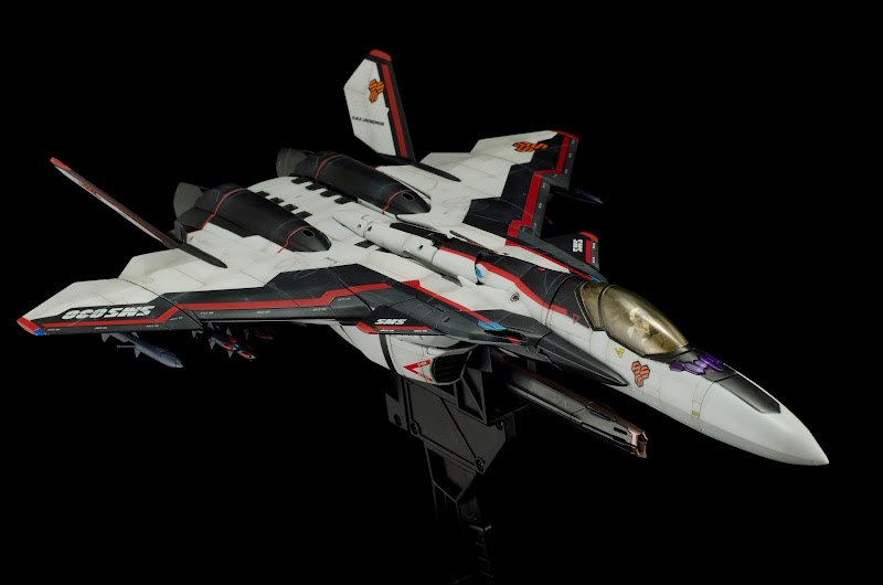YF-30_Fighter_03.jpg