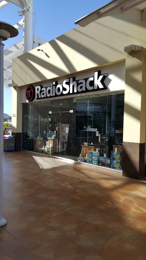 RadioShack, Plaza San Lucas, Carretera Transpeninsular Libre, El Tezal, 23454 Cabo San Lucas, B.C.S., México, Tienda de electrodomésticos | Los Cabos