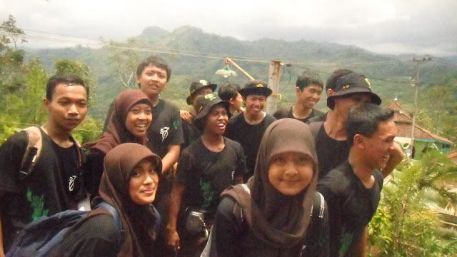 bantara smkn2bawang, pagentan, penghijauan prigi, smkn2bawang, smkn 2 bawang, ambalan ken arok ken dedes
