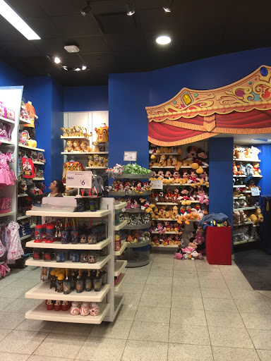 Toy Store «Disney Store», reviews and photos, 2655 Richmond Ave, Staten Island, NY 10314, USA