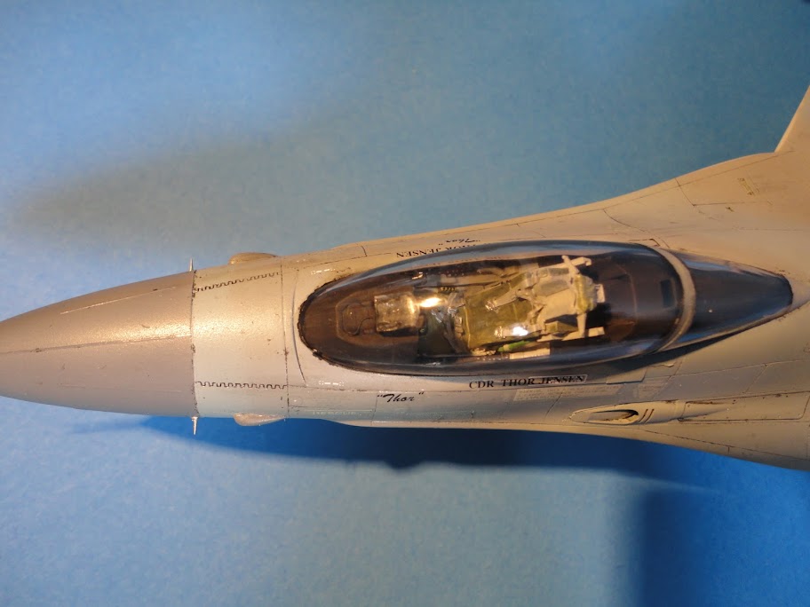 Hasegawa 1:48 F-16N Falcon VF-43 'Challengers' (kit no. V7) FINISHED DSC01014
