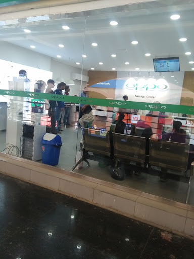 Oppo Service Center, Shop No-123/124, First Floor, Plot No.1, 8, Vikas Surya Shopping Mall, Mangalam Place, Sector 3, Rohini M2K, New Delhi, Delhi 110085, India, Mobile_Service_Provider_Company, state UP