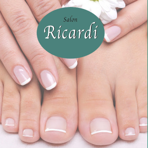 Ricardi Beauty Studio logo