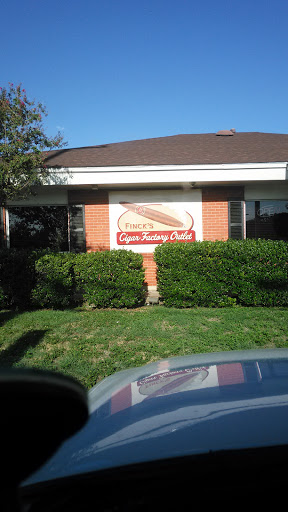 Cigar Shop «Fincks Cigar Factory Outlet», reviews and photos, 6100 West Ave, San Antonio, TX 78213, USA