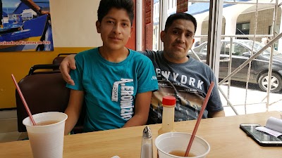 Photos of Picantes de Leo, Hermano Miguel