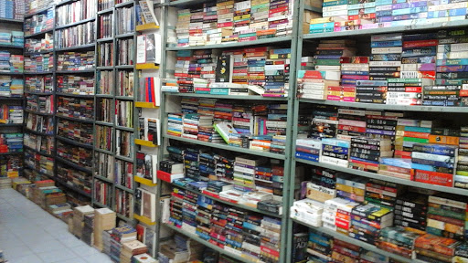 Book World, Shop No 1 & 11, Basement 616, Sagar Arcade, F C Road/ Good Luck Chowk, Erandawane, Erandawane, Pune, Maharashtra 411004, India, Management_Book_Store, state MH