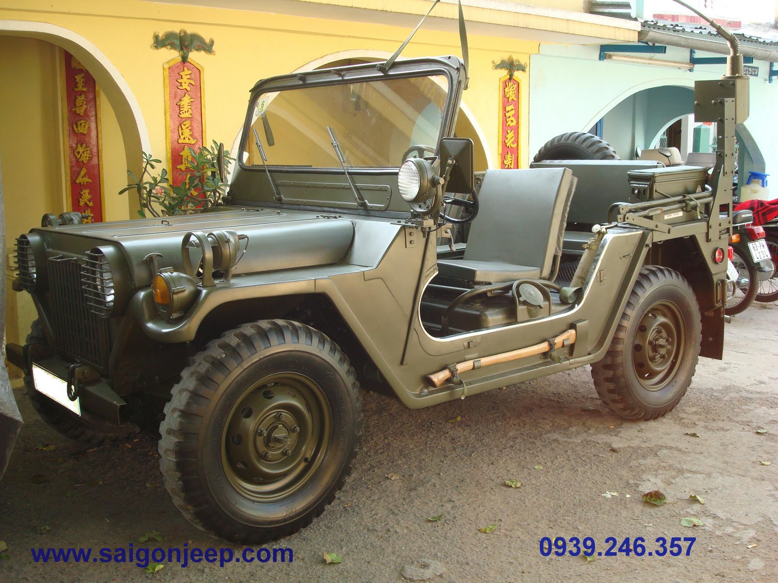 www.saigonjeep.com: Jeep M151-A2