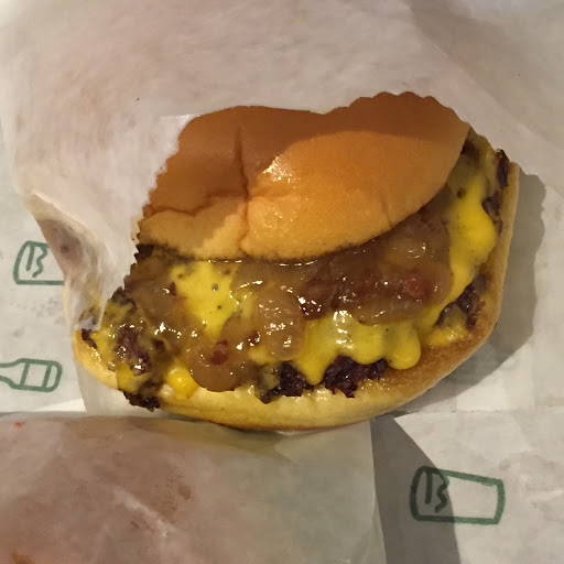 Hamburger Restaurant «Shake Shack», reviews and photos, 170 Flatbush Ave, Brooklyn, NY 11217, USA