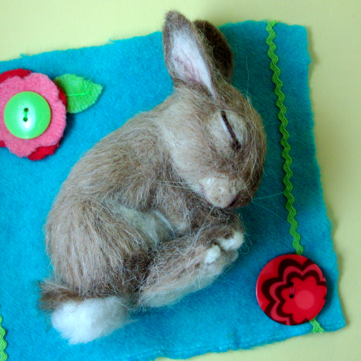 Needle Felted Art by Robin Joy Andreae: New Little Sleepy Bunny