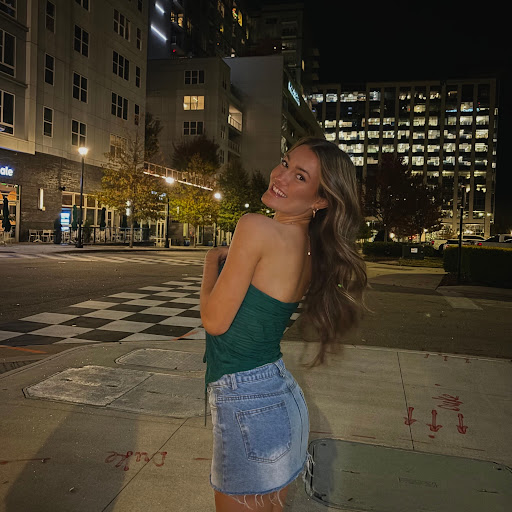 Averi Hernandez review
