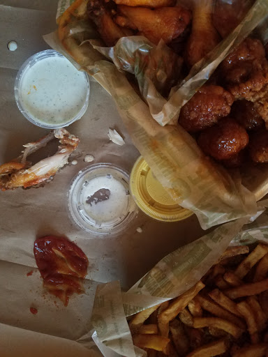 Chicken Wings Restaurant «Wingstop», reviews and photos, 15211 Hawthorne Blvd, Lawndale, CA 90260, USA