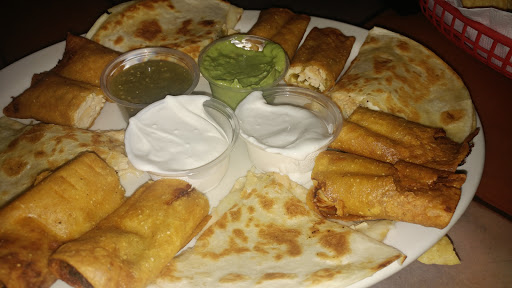 Mexican Restaurant «Los Bravos», reviews and photos, 2895 N Decatur Rd # B, Decatur, GA 30033, USA