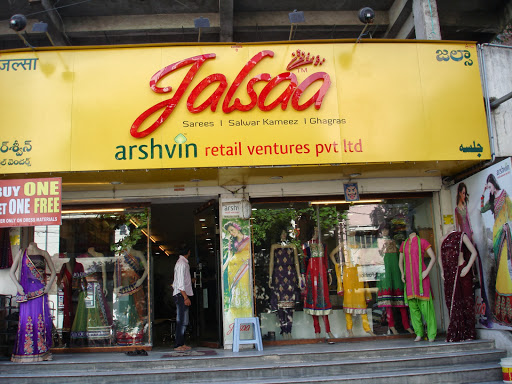 Jalsaa Designer Clothes, Jummerat Bazar Rd, Shankar Bazar, Shakar Bazaar, Begum Bazar, Hyderabad, Telangana 500012, India, Designer_Clothing_Store, state TS