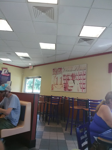 Fast Food Restaurant «KFC», reviews and photos, 4040 20th St, Vero Beach, FL 32960, USA