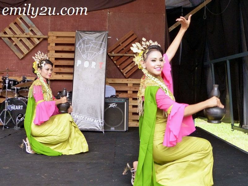 Perak Folk Dances | From Emily To You