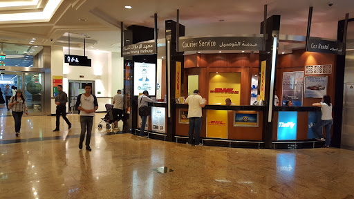 DHL Mall of the Emirates Service Point, Gate # 2 Level 1,Opp Rich Café، 4th Interchange, Sheikh Zayed Road - Dubai - United Arab Emirates, Shipping and Mailing Service, state Dubai
