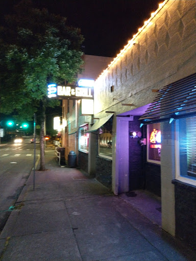 Bar & Grill «Adams Street Bar & Grill», reviews and photos, 322 NE Adams St, Camas, WA 98607, USA